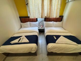 hotel rishi palace ashlfa metro - Mumbai - 1