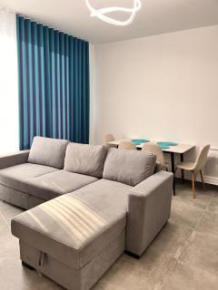 Talea Luxe Apartment - 8