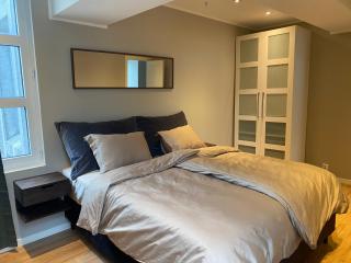 Spacious Modern Apartment City center - 1