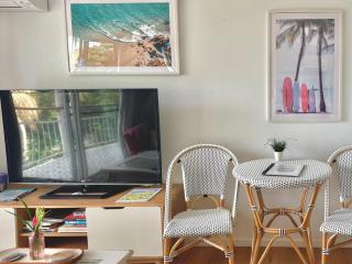 Two Apartments SALT & SAND at Lazy Days on Shaws Bay - 150m to Shaws Bay - East Ballina - 5