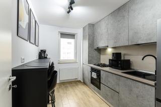 Mountain Views Urban Plaza - 8