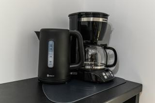 Mountain Views Urban Plaza - 1