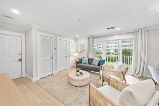 Beachside Villas 811 - 9