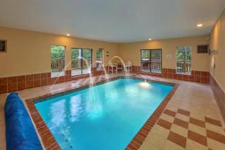 Apalachee Pool lodge - Cosby - 0