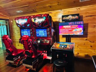 Apalachee Pool lodge - Cosby - 4