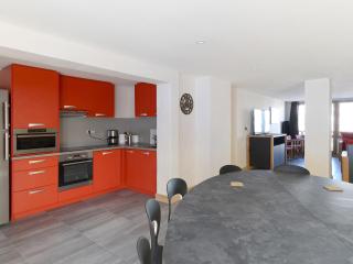 Appartement rénové près des pistes avec espace bien-être et parking - FR-1-181-1115 - Les Coches - 7
