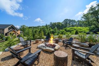 Wine Down at Eagles Nest - 3
