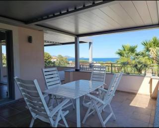 Rocmar charming villa with sea view - 9