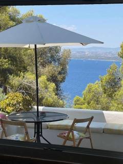 Fully Equipped Studio in Spetses with Patio & View - Spetses - 4