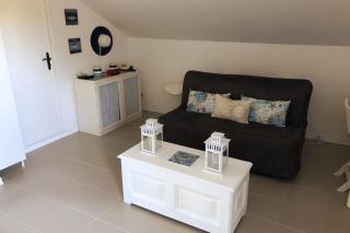 Your Cozy Studio, 5 min by the Sea - 2