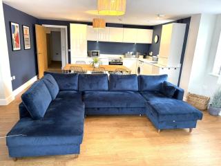 X-Large two bedroom & two bathroom apartment with free evening parking - Southampton - 7