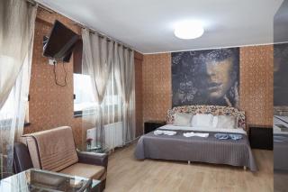 DOBOS Studio - 9