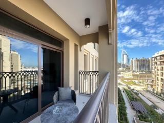Trophy - Blossom Suites w Balcony Garden & Canal View - Dubai - 1