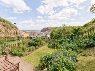 Crows Nest - Staithes - 0