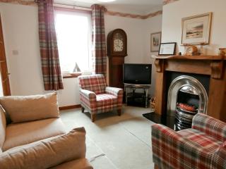 15 Cairnbaan Cottage - 8