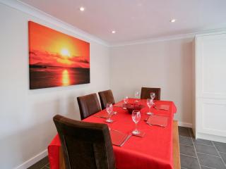 Beach Retreat - E5558 - 7