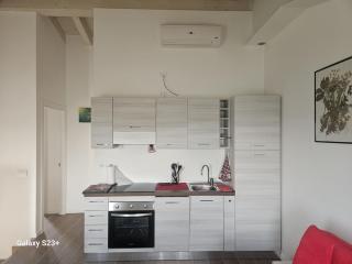 Red first floor apartment house - 3