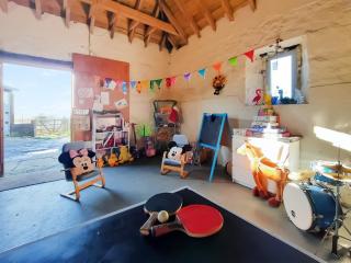 Old Barn Farm Cottage - Uplawmoor - 2