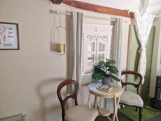 charming rustic stable conversion - 0