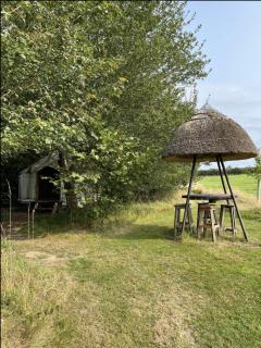 Handcrafted grain-store yurt in Somerset woodland - 6