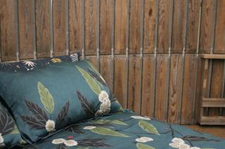Handcrafted grain-store yurt in Somerset woodland - 5