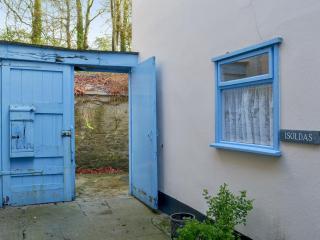 Isoldas - Ukc3905 - Lostwithiel - 1