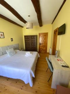 Hotel Restaurante Agapio de TRESNIÑO - 4