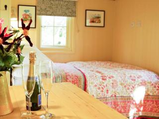 The Beech Hut - - 7