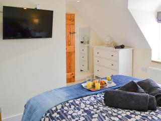 Stepping Stones Cottage - 1