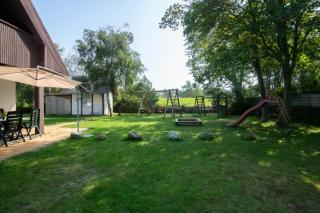 familiengeführtes reetgedecktes Ferienhaus mit 3 Wohnungen - in 50 Metern an der Ostsee - Dierhagen - 8