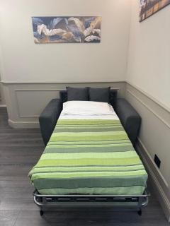 Luxury Grey Apartment - 9