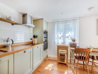 Candlewick Cottage - - 3