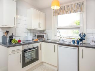 Apartment Eleven - Uk39864 - 2