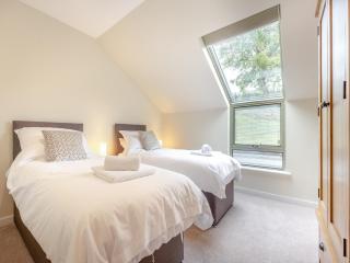Property 3 - Uk44923 - Wroxall - 3