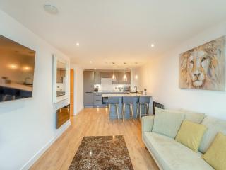 Queens Bridge Apartment - 5