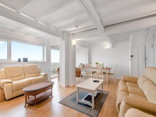 Manderley - 8