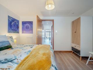 Postbox Cottage - 9