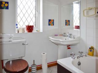 Green Shutters - Harmston - 2