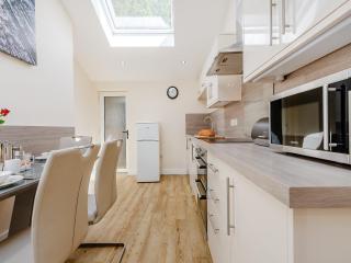 Ashwood - Uk49901 - 1