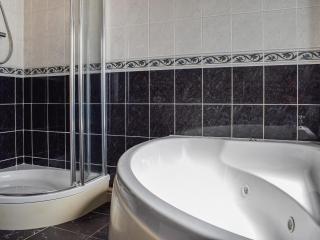 Valentine Retreat - Evesham - 3