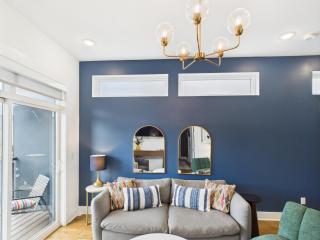 Gallatin Retreat-Private Balcony-In East Nashville - 3