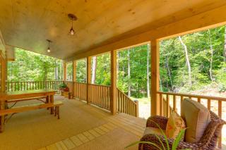 4 Mi to Fall Branch Falls Peaceful Cabin with Deck - Cherry Log - 8