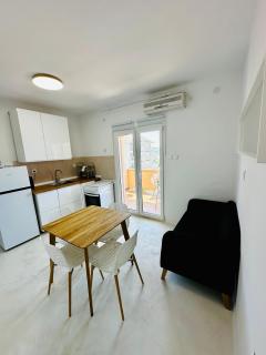 PHOS - Pag Residencies - 9