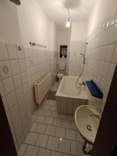 Spacious Flat with 3 bedooms for 5-8 guests - Zeitz - 4