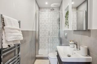Apartment in Wimbledon with Cinema, Gym, Game Room - 6