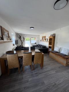 Helle & gemütliche Wohlfühlwohnung - 0