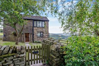 Peeb’s Palace at Tanpits Farm - 4