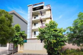 Hotel O Divy - Noida - 9