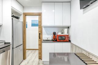 Apartamento En L'escala - 2