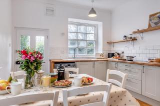 Rectory Cottage - Brighstone - 6